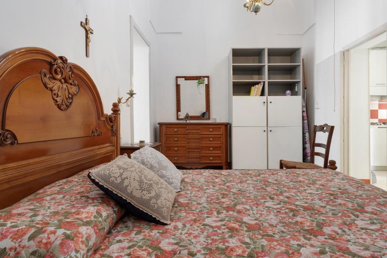 Appartement La Torre Antica Dimora à Giuggianello Extérieur photo