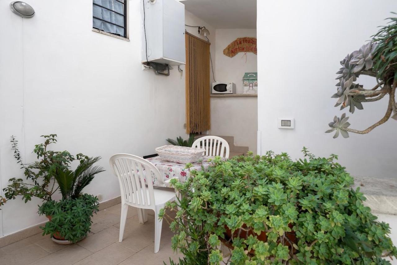 Appartement La Torre Antica Dimora à Giuggianello Extérieur photo