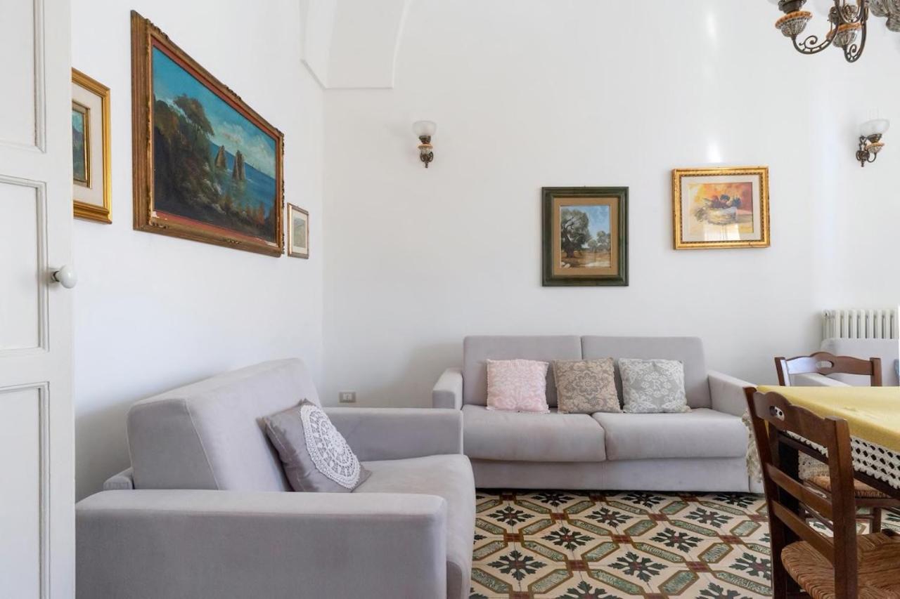 Appartement La Torre Antica Dimora à Giuggianello Extérieur photo